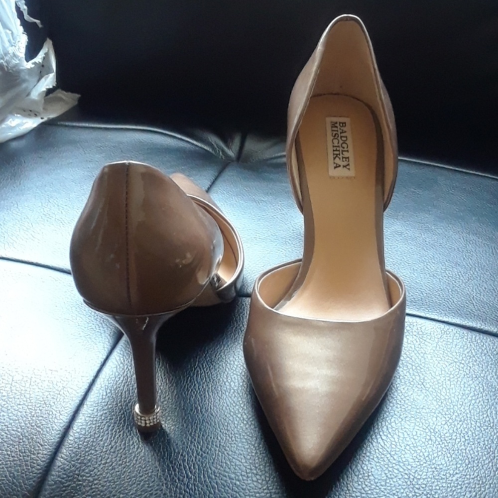 Never Worn, Badgley Mischka "Noelle" Pointed Toe